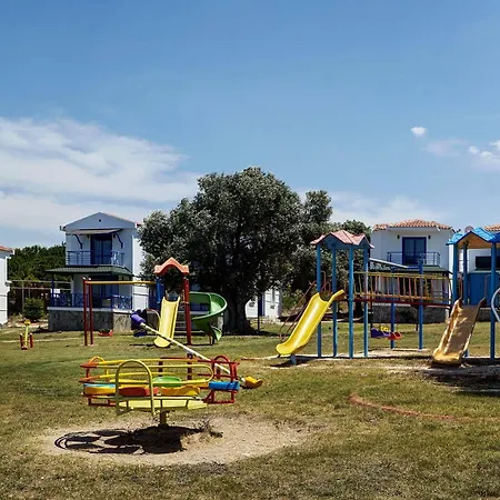 Akay Garden Family Club-3